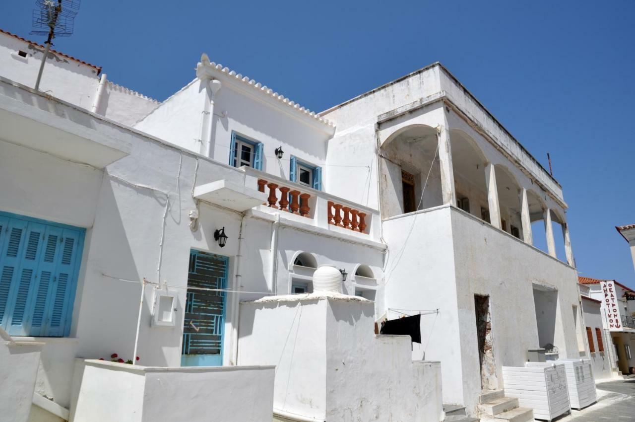 Neoclassical Apartment, Central Chora Andros Екстериор снимка