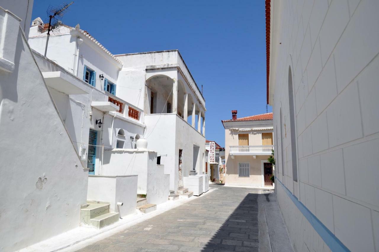 Neoclassical Apartment, Central Chora Andros Екстериор снимка